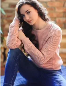 Elite escort service in Sama Savil for home and hotel visits